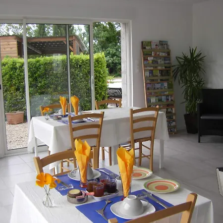 Au Fil De L'eau La Ronde (Charente-Maritime)