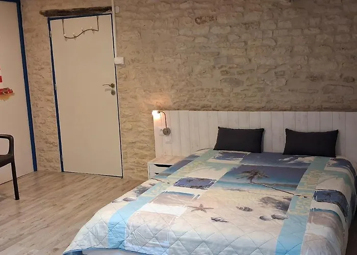 Au Fil De L'eau Couette-café La Ronde (Charente-Maritime)